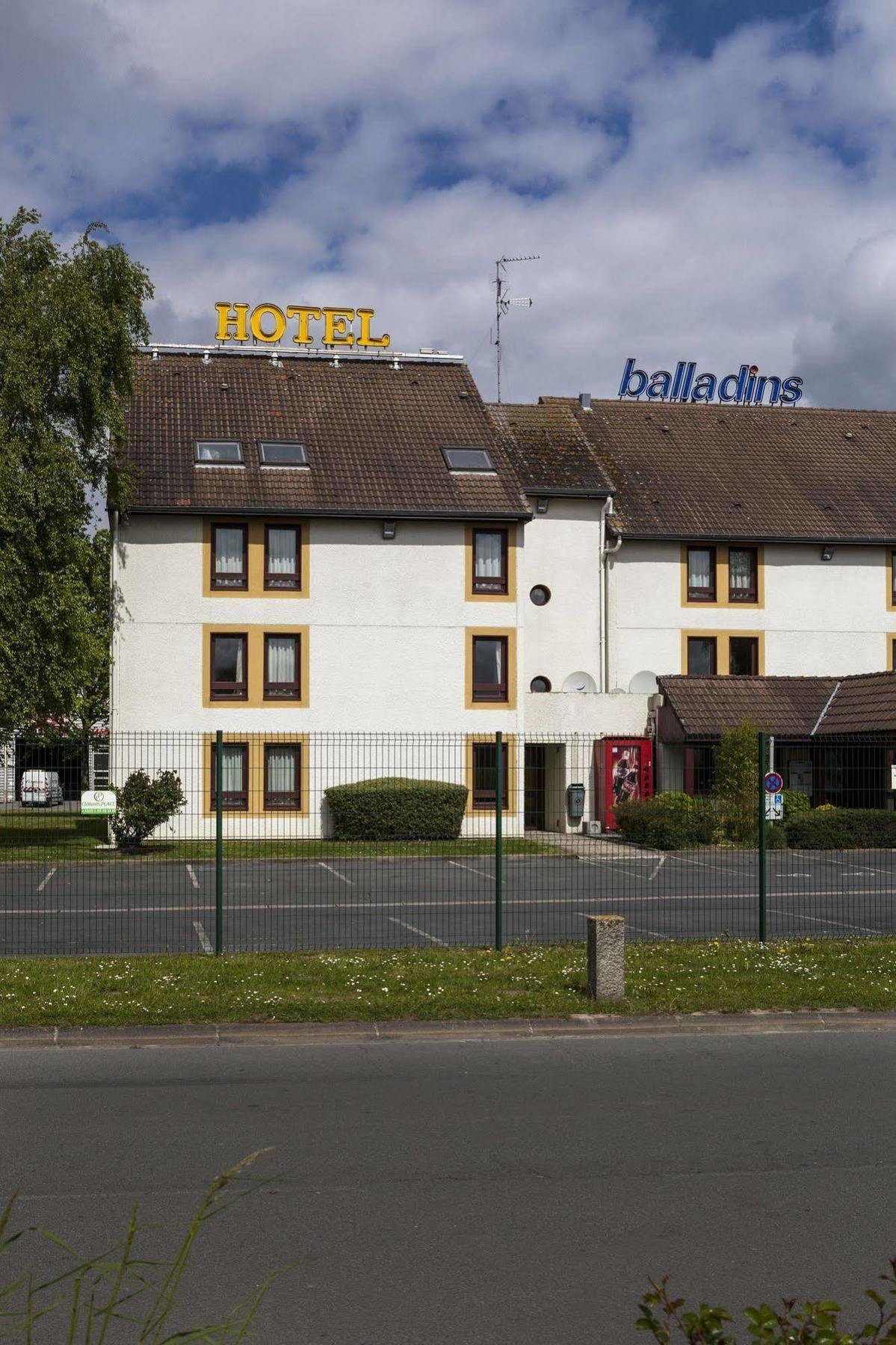 authentic by balladins Valenciennes Aéroport Rouvignies Exterior foto